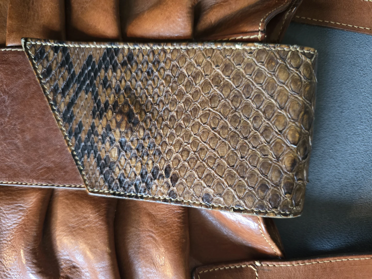 Furla Brown Leather Shoulder Bag Vintage Snakeskin Clasp - photo 4