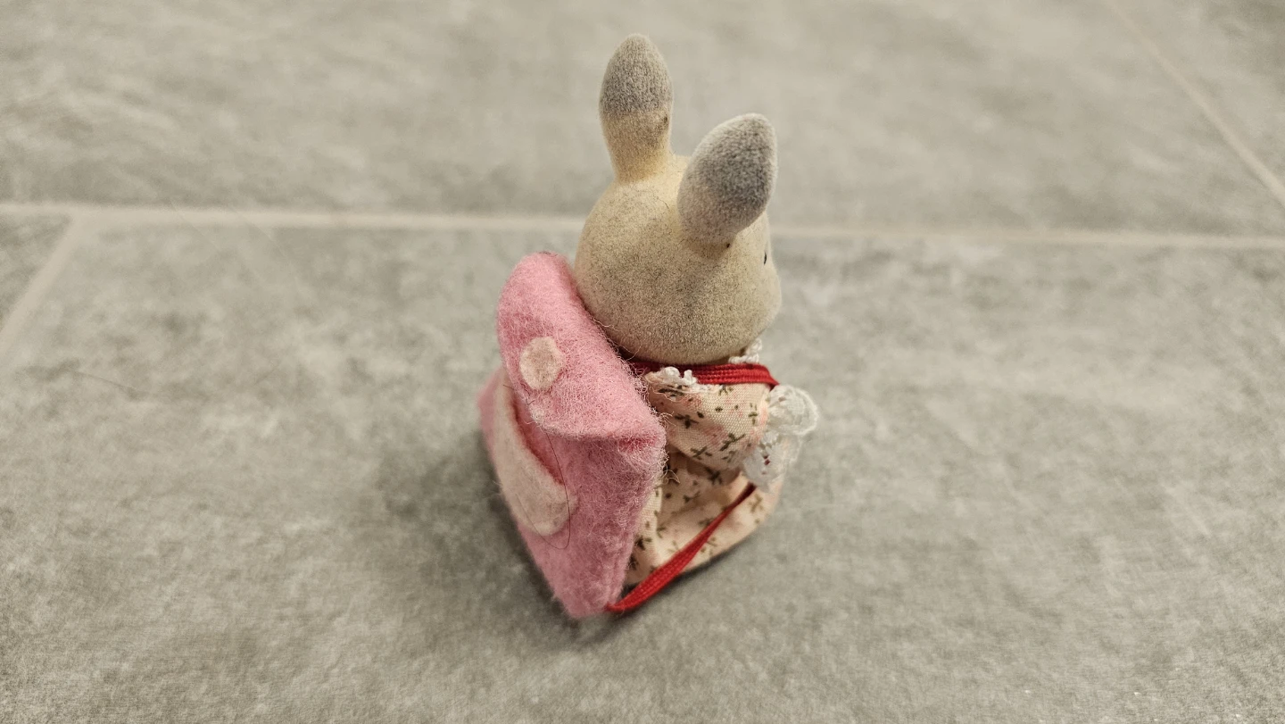 Sylvanian Families Kristy Corntop Rabbit - photo 4
