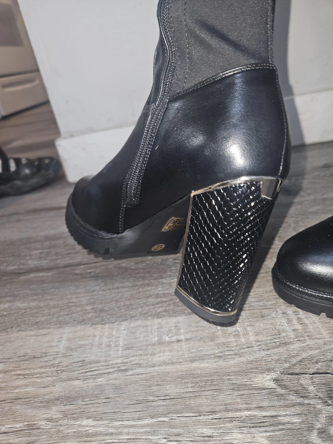 Black Over-the-Knee Platform Boots Size 38 - photo 2