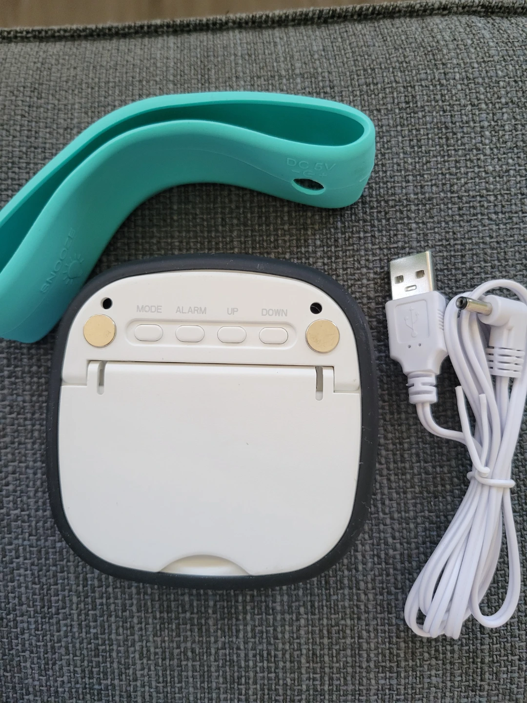 Travel Mini Alarm Clock - photo 3