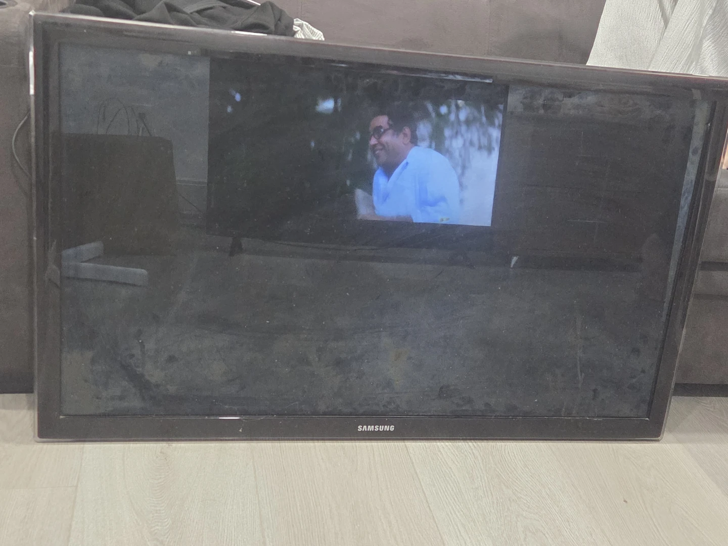 Samsung 40-inch LED