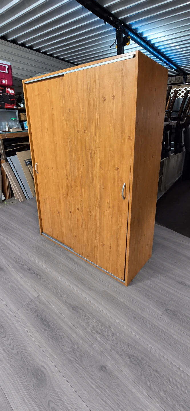 Wood Grain Sliding Door Wardrobe - photo 5