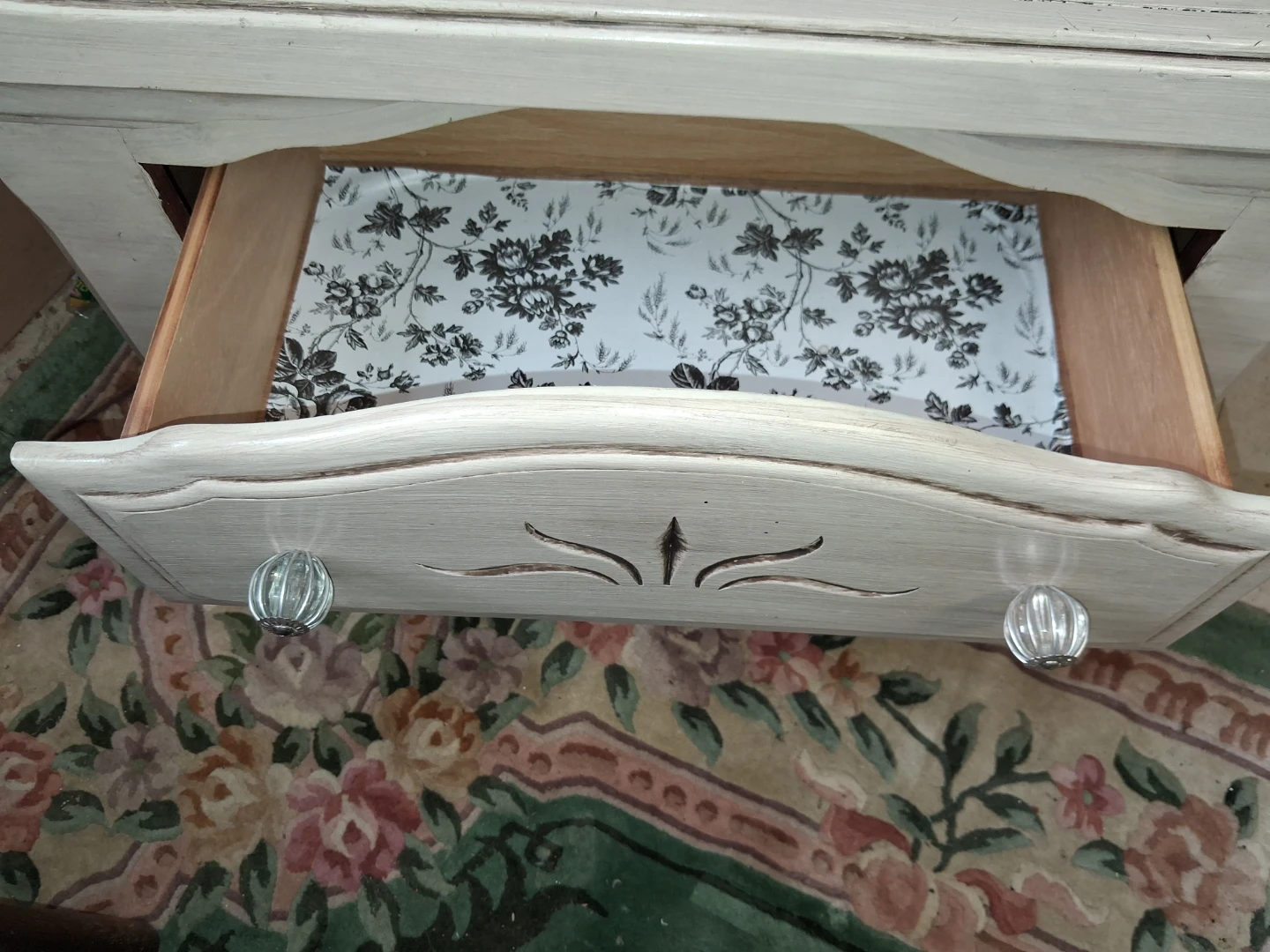 Vintage Style Painted Wood Nightstand - photo 5