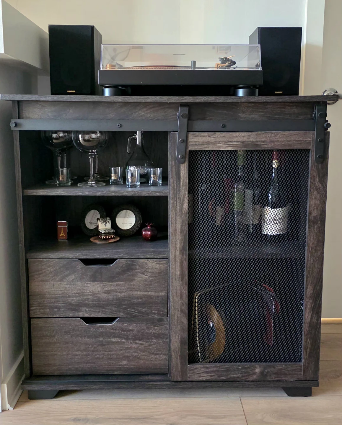 Elegant & Classy Bar Cabinet
