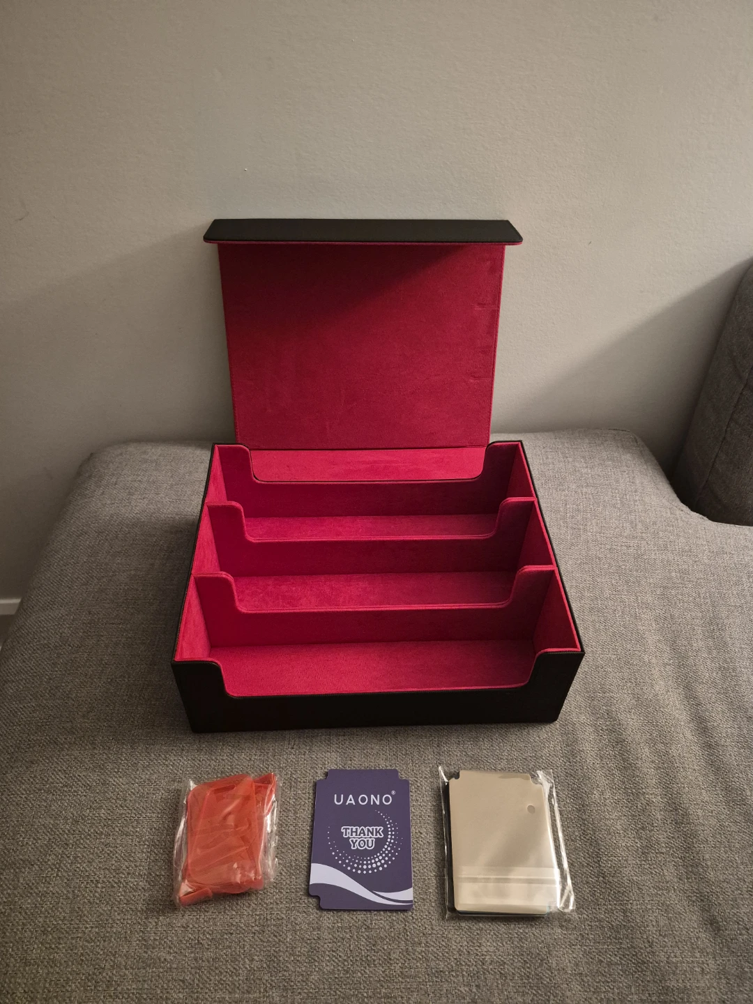 UAONO Card Organizer Box