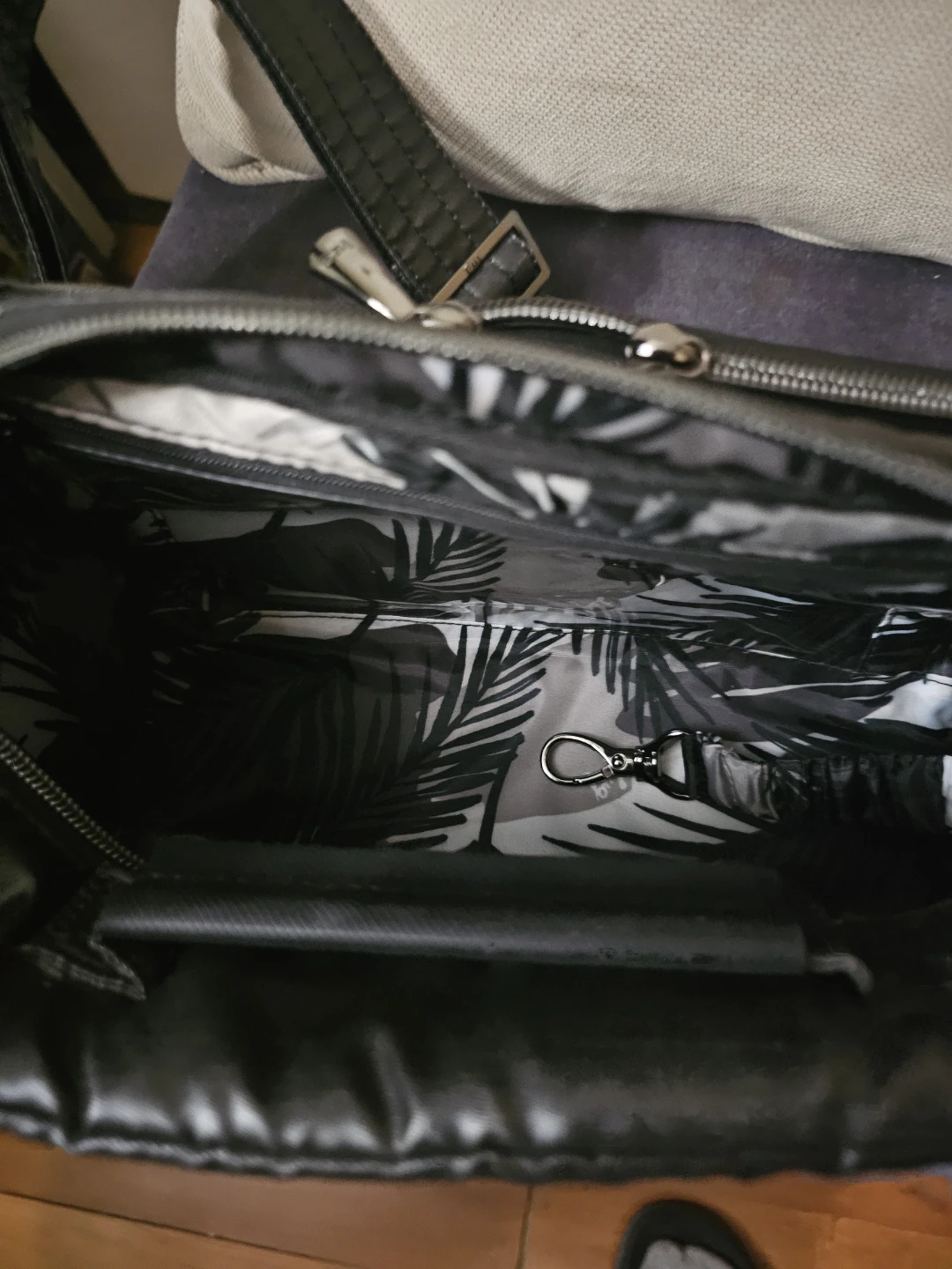 Lug Trolley CB Crossbody Bag - photo 3