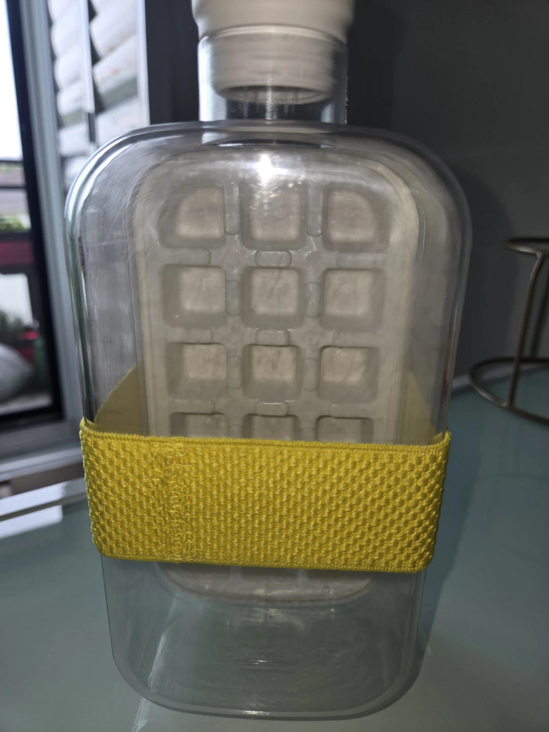 Portable Ice Cube Maker Bottle - photo 2