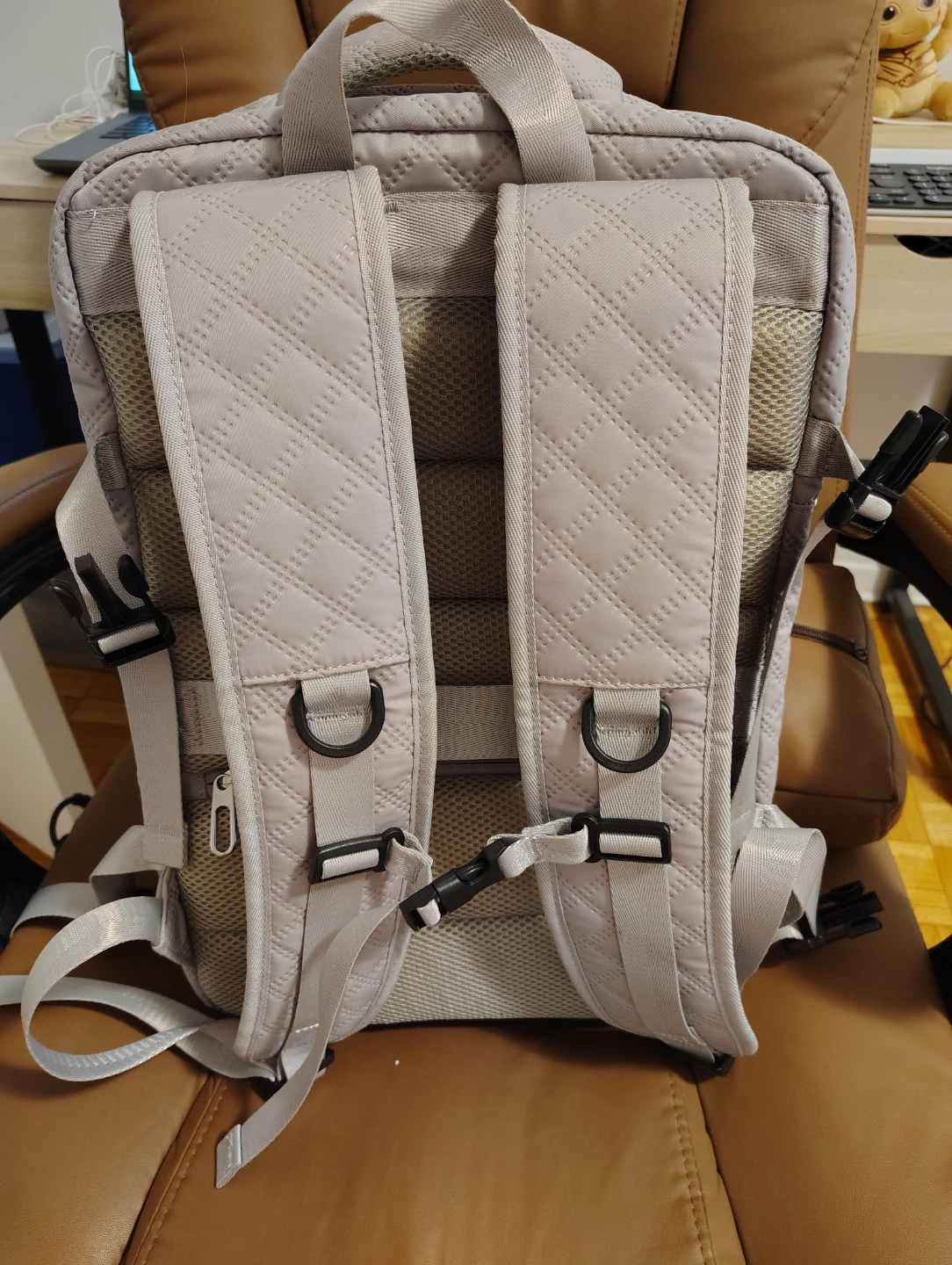 🤩 Large Gray Travel Backpack - photo 2