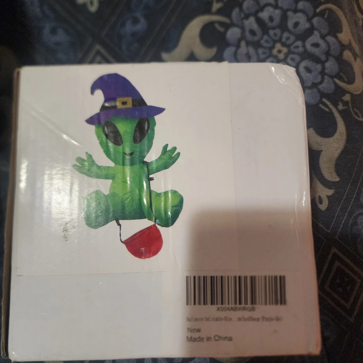 Halloween Inflatable Alien Decoration brand new.