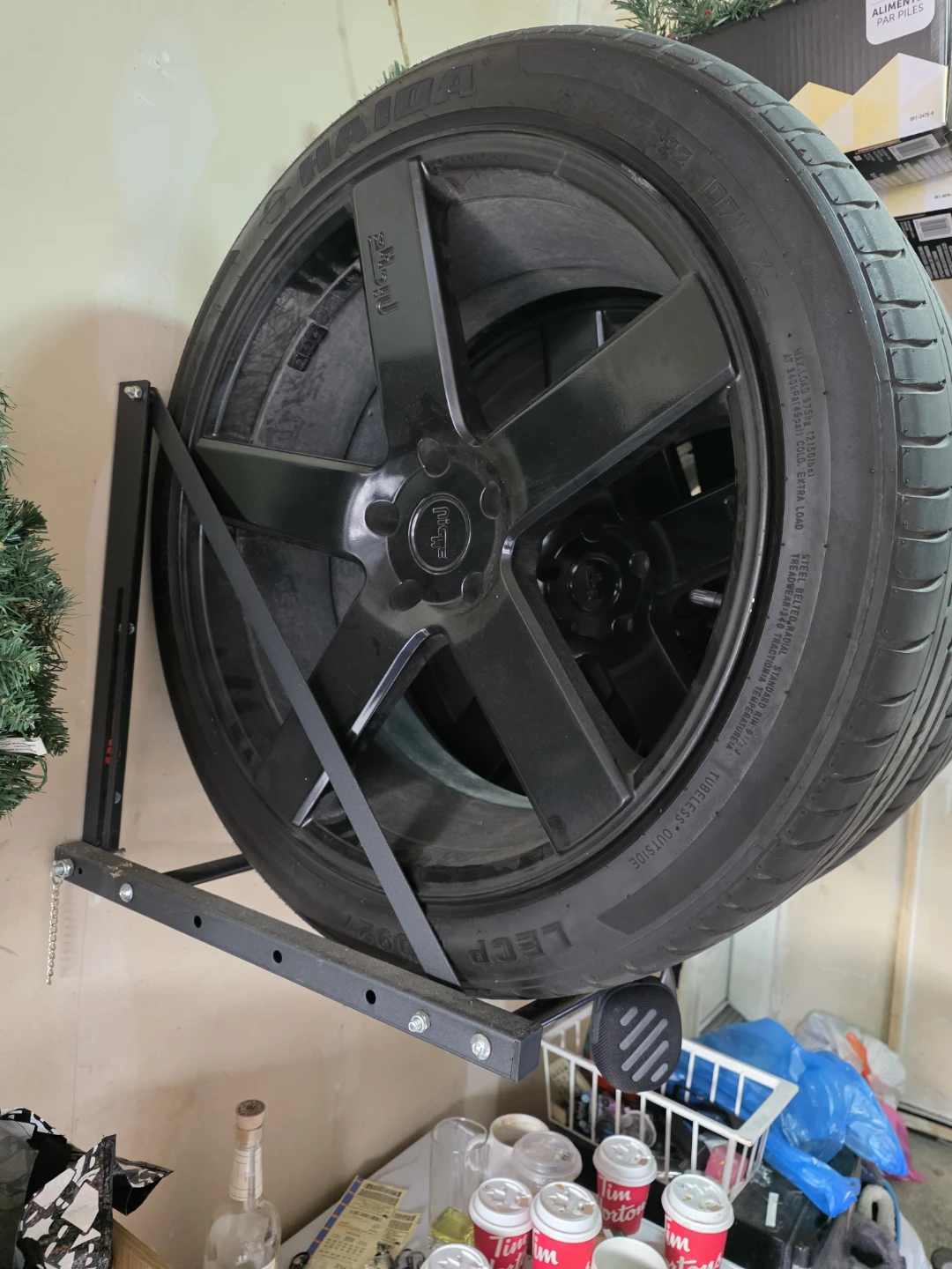 Niche Wheels with Haida Tires 22 inch