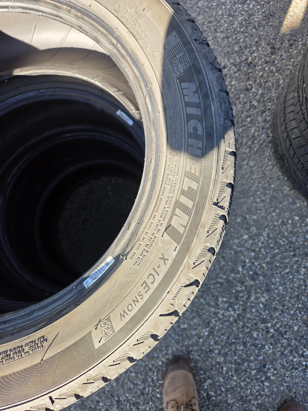 205/55R16 Michelin X-Ice Snow Tires - photo 2