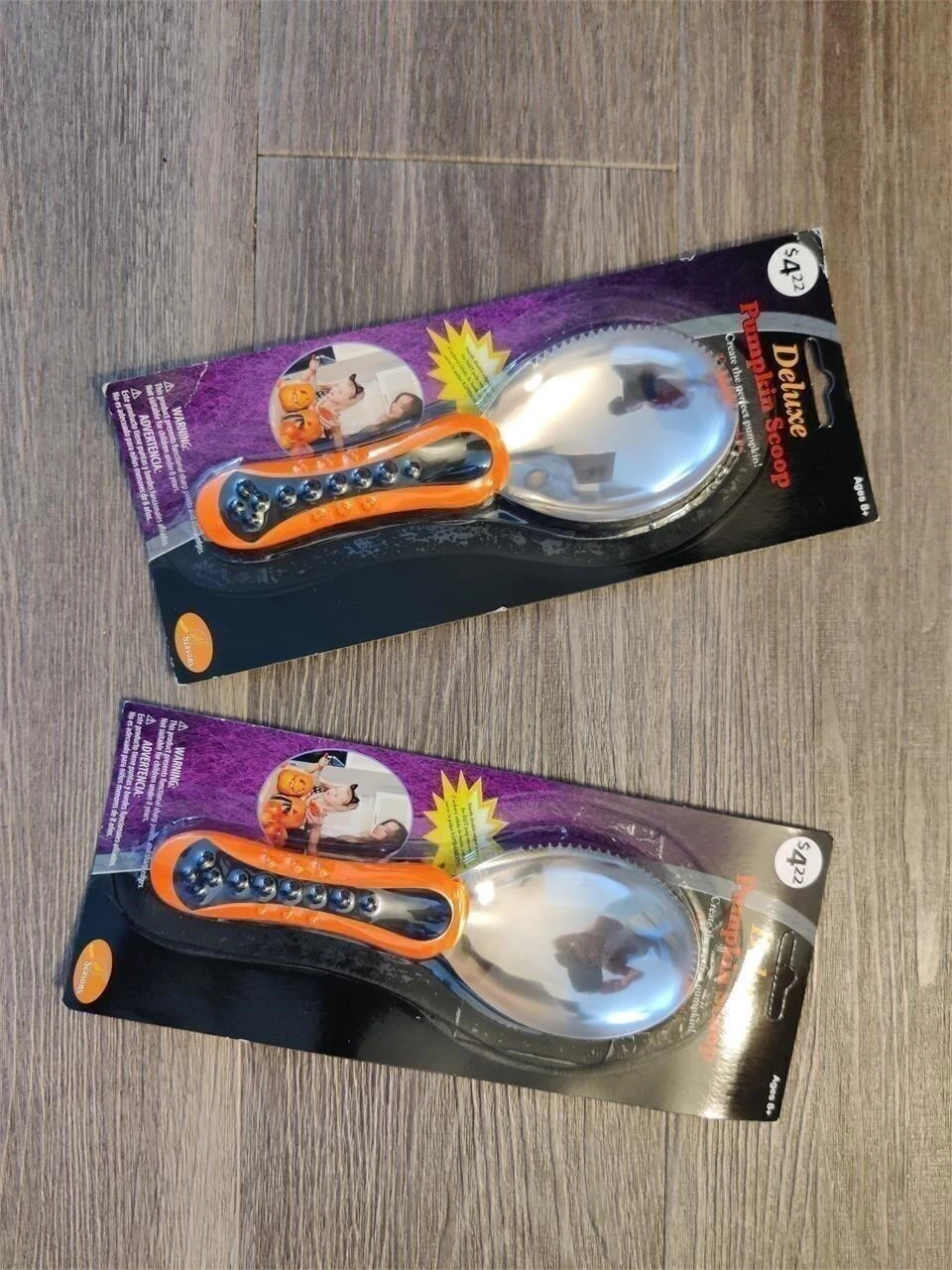 Assorted Halloween Pumpkin Carving Tools and Kits - photo 3
