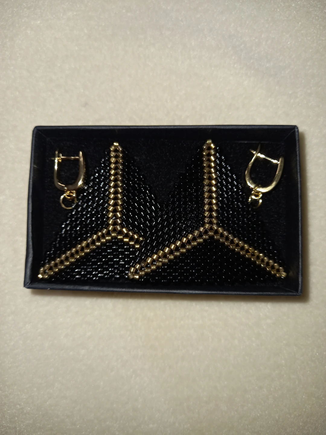 Beaded triangle earrings ✨️ 18K Gold Plated metal - photo 4