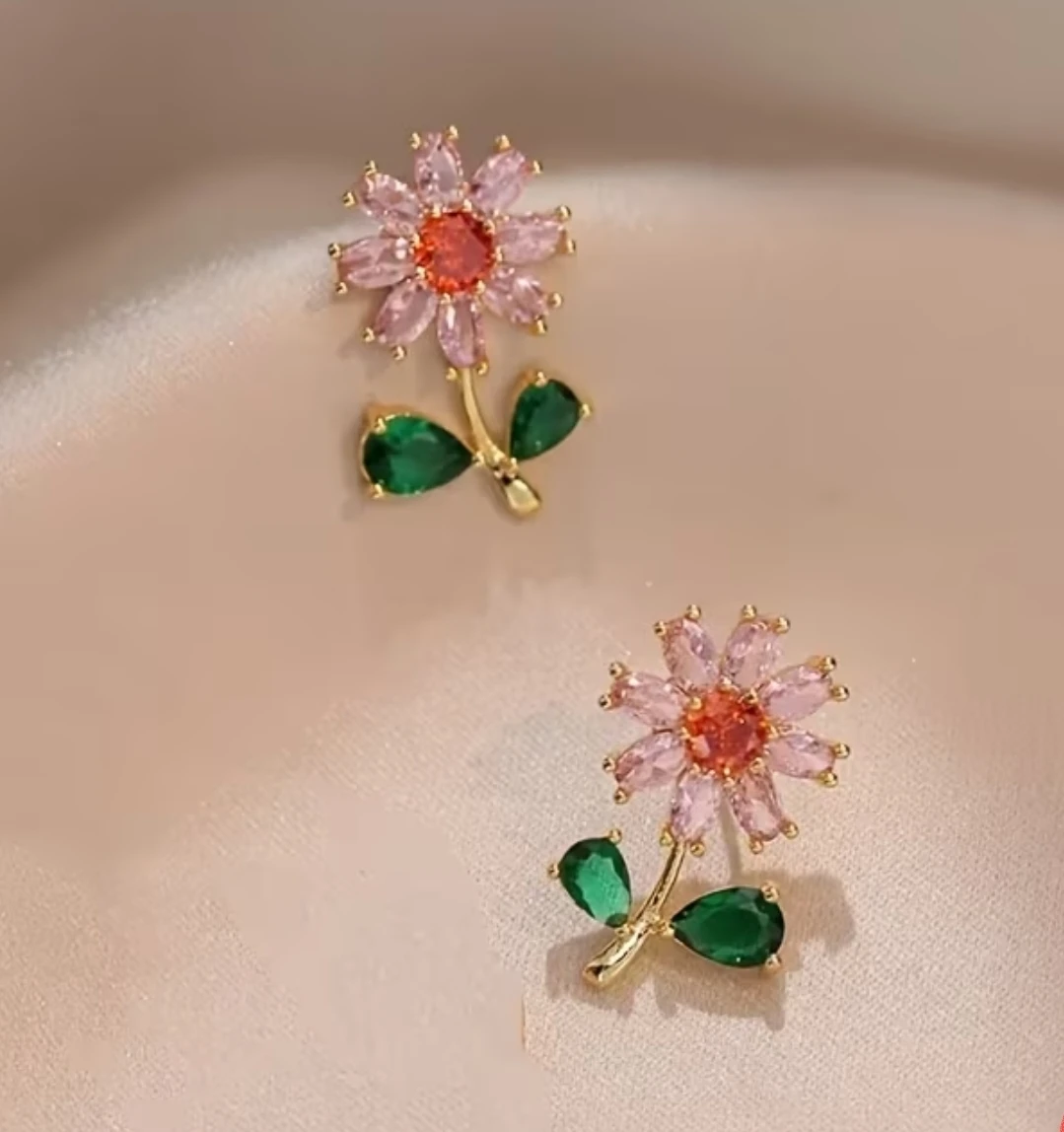 Flower Necklace and Earrings 3-Piece Set - photo 4