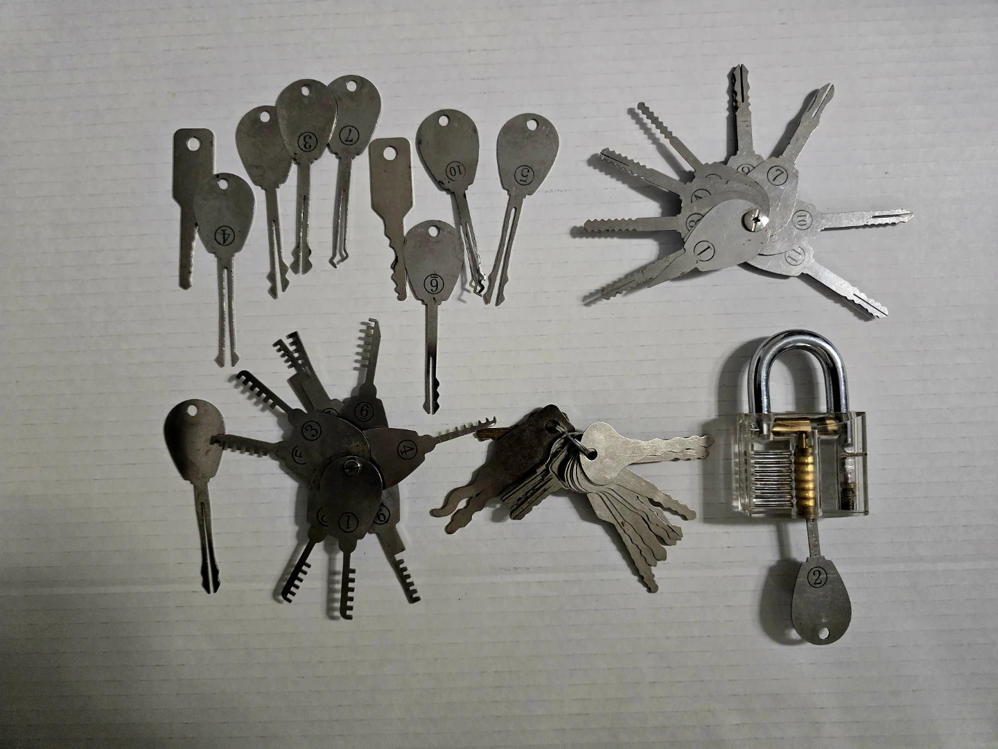 Practice Lockpick Set with Transparent Padlock