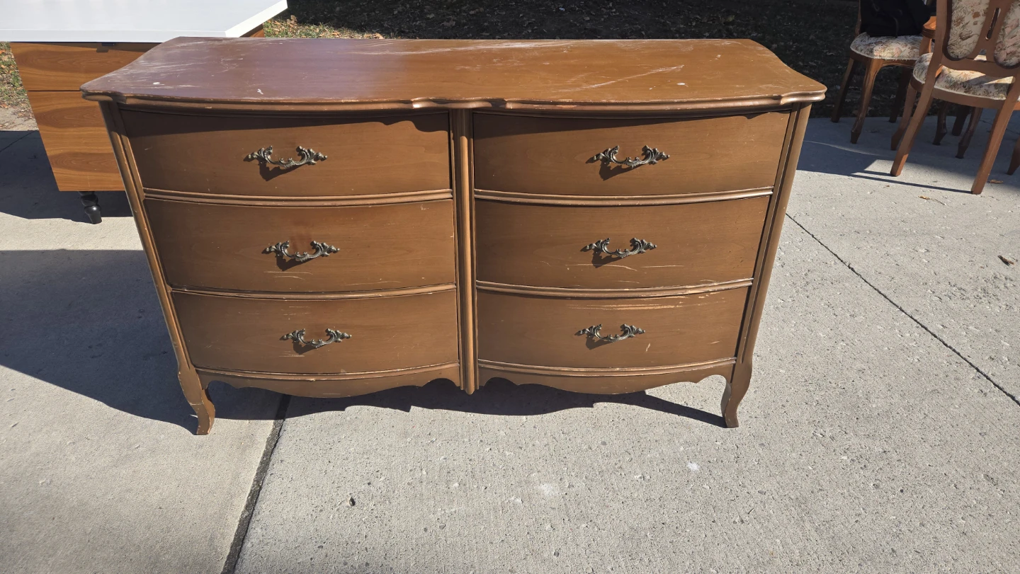 Vintage Six-Drawer Dresser with Mirror - photo 4