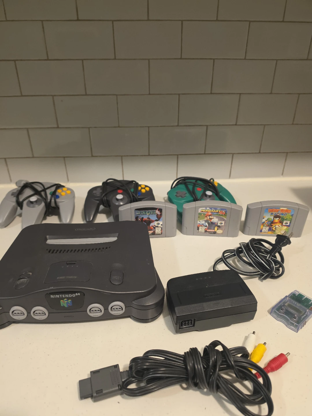 Nintendo 64 Console Bundle