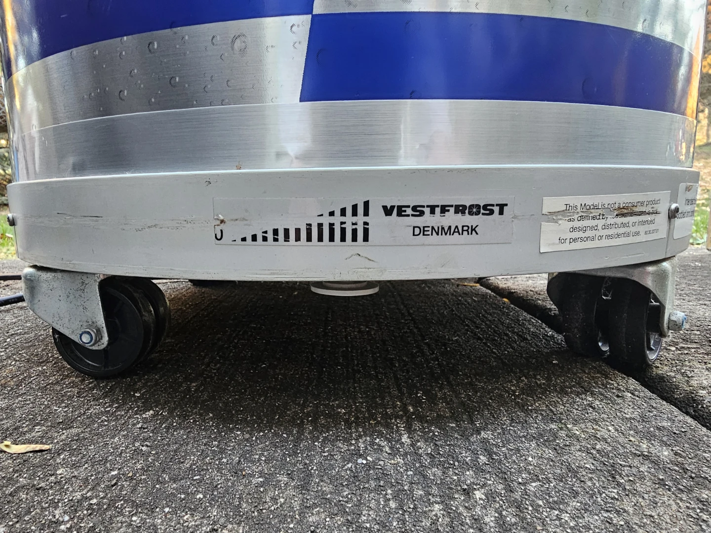 Red Bull Electric Barrel (Cooler) - photo 5