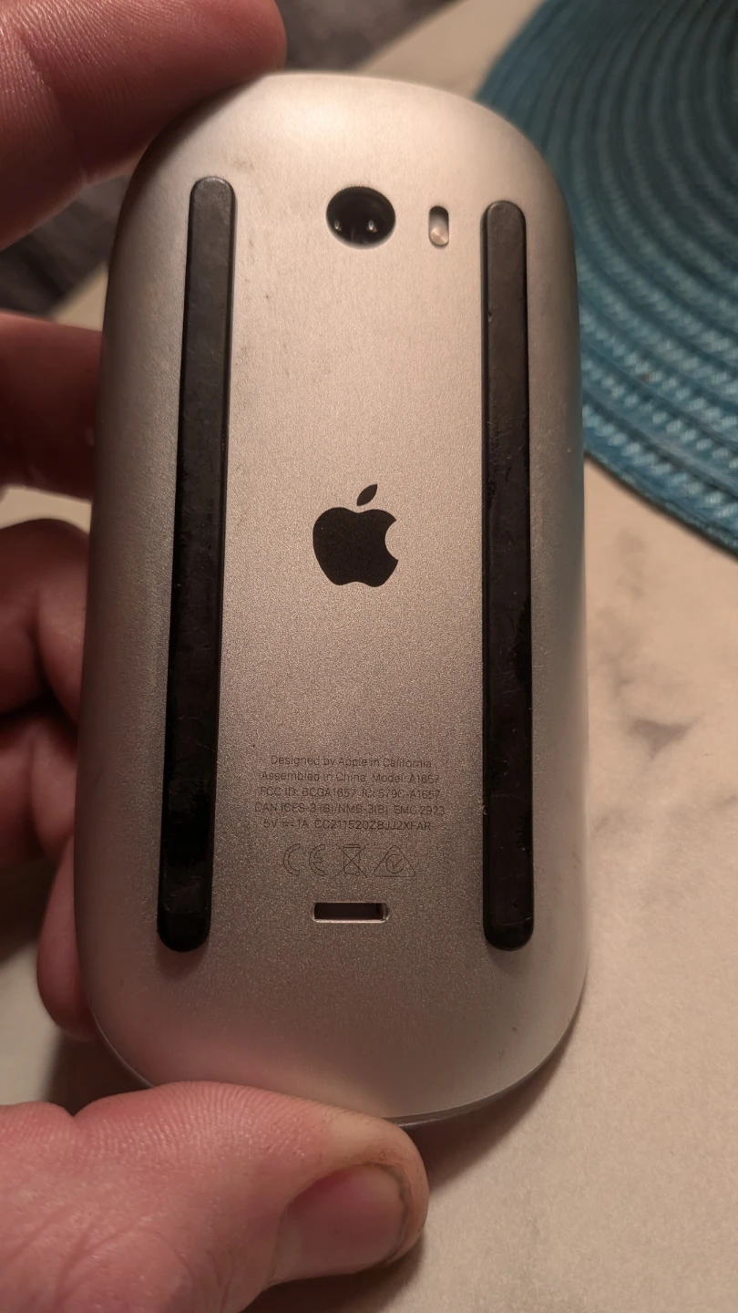 Apple Magic Mouse 2 (Rechargeable / Bluetooth) - photo 2