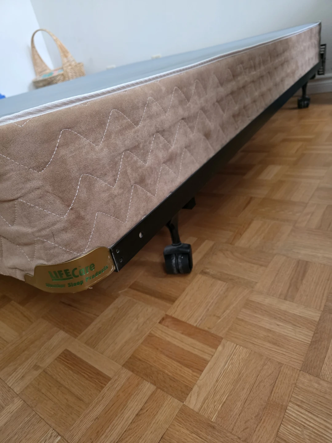 LifeCare Mattress Box Spring - photo 3