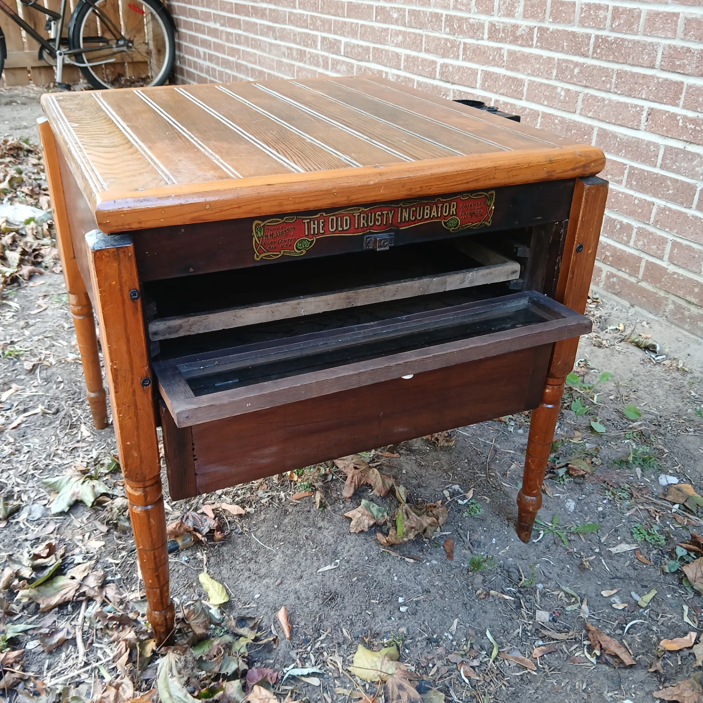 Vintage Old Trusty Incubator Table
