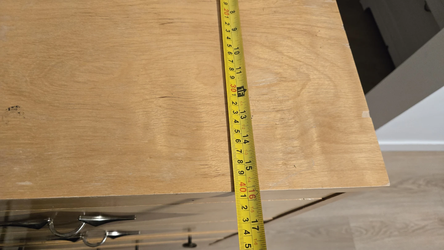 4 drawer wooden dresser - photo 4