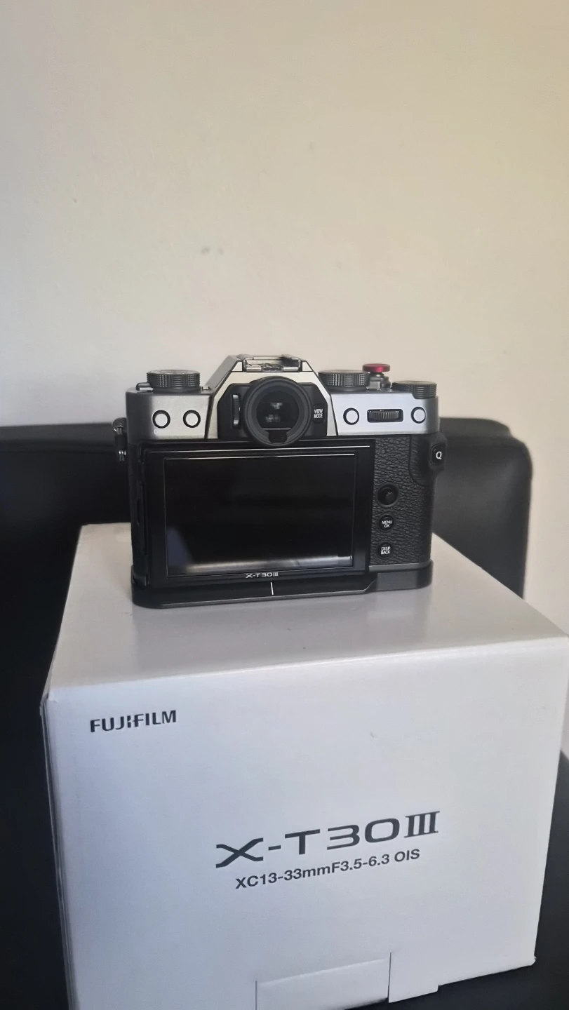 Fujifilm X-T30 II Camera with 15-45mm Lens - photo 3