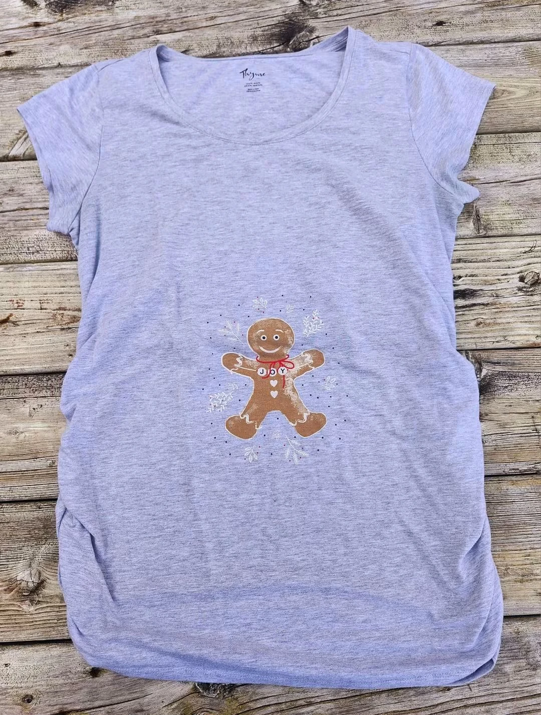 Thyme Maternity JOY XLg shirt. Pick up in Kitchener, $6