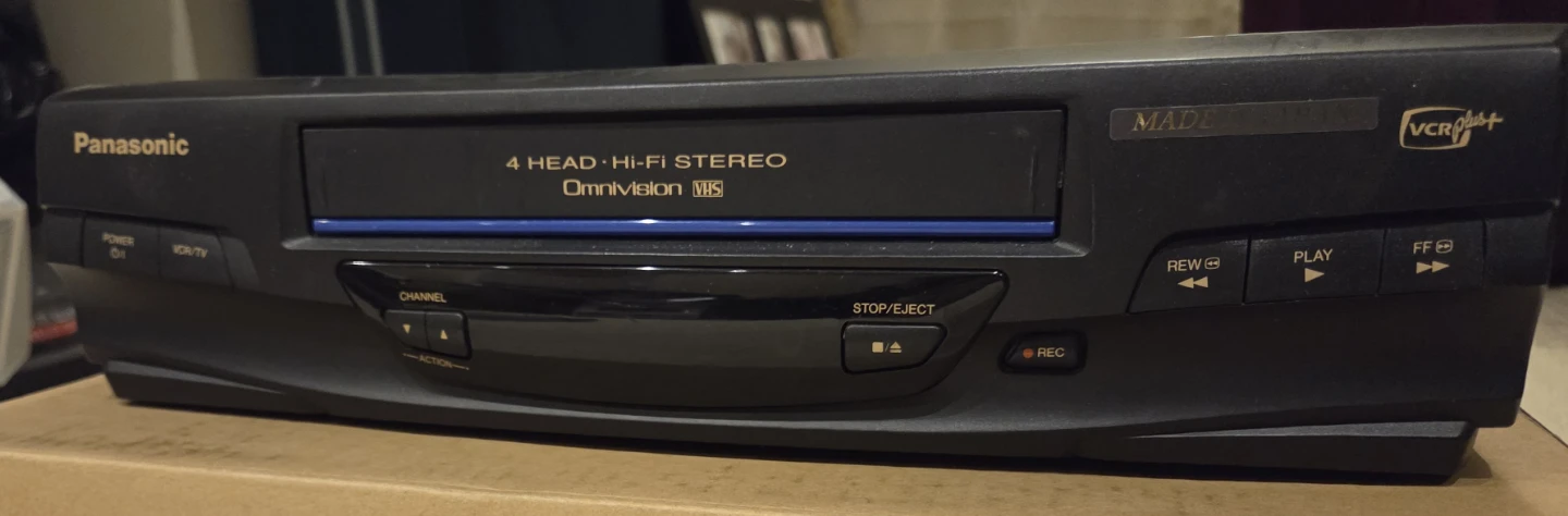 Panasonic Omnivision 4 Head Hi-Fi Stereo VCR