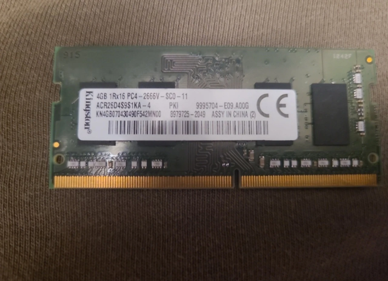 One Kingston 4GB DDR4 2666MHz SODIMM Laptop RAM