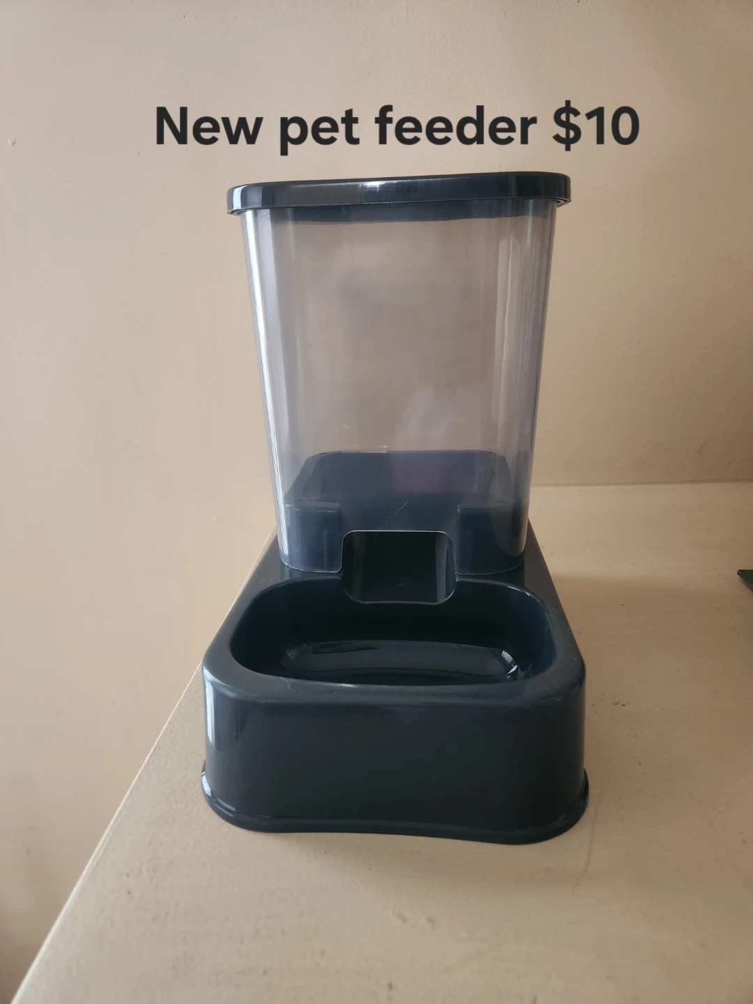 Pet Feeder (unused)
