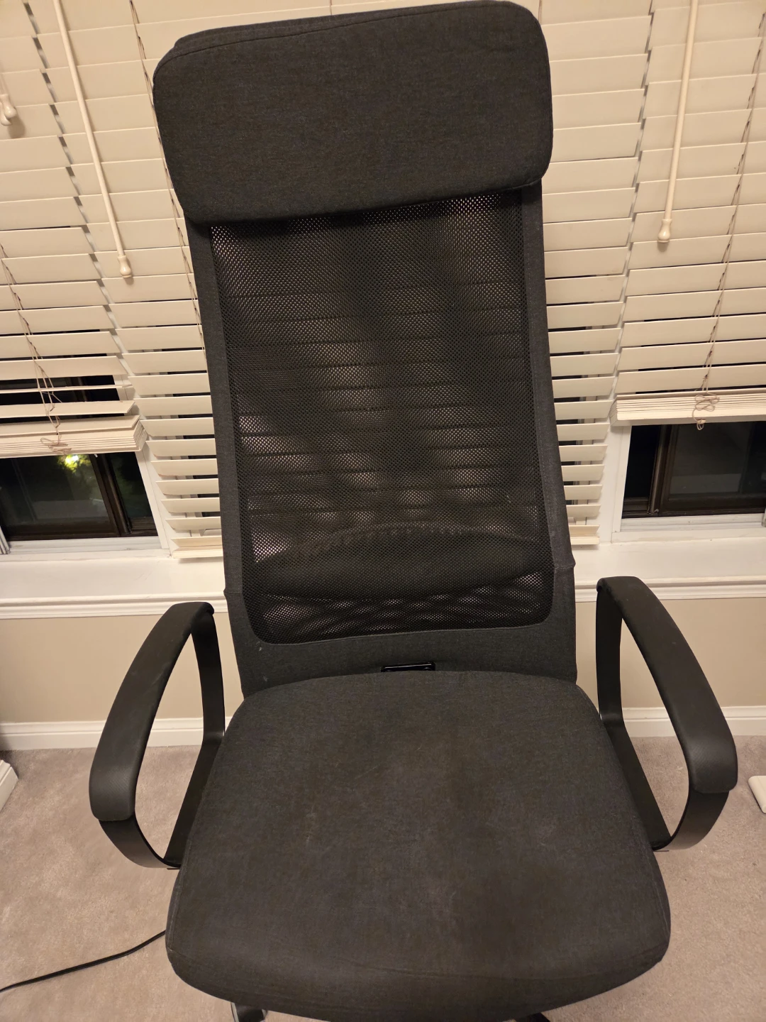 Ikea  MARKUS Office chair with Mesh lumbar support cushion - photo 2