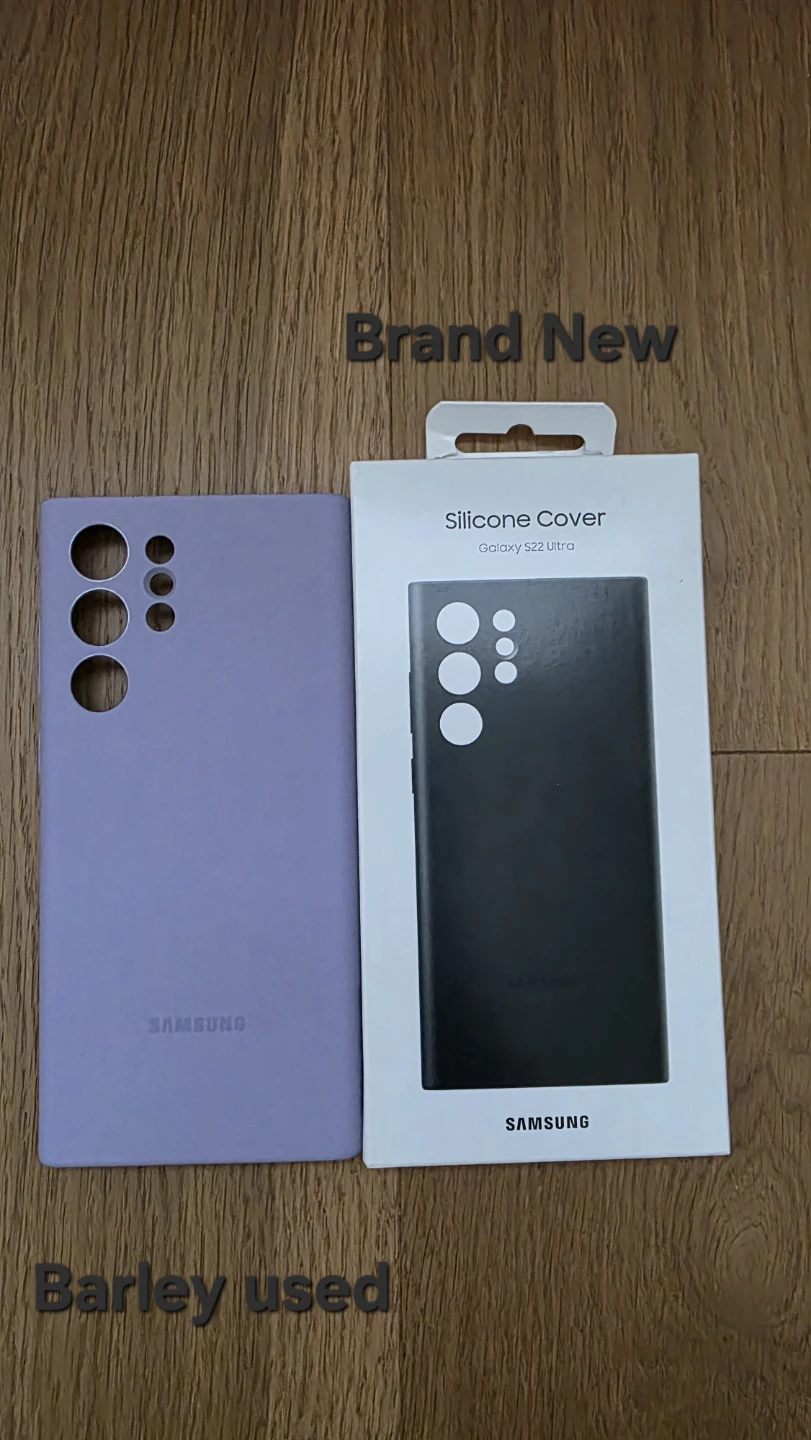 Samsung Galaxy S22 Ultra Silicone Covers (Purple & Black)