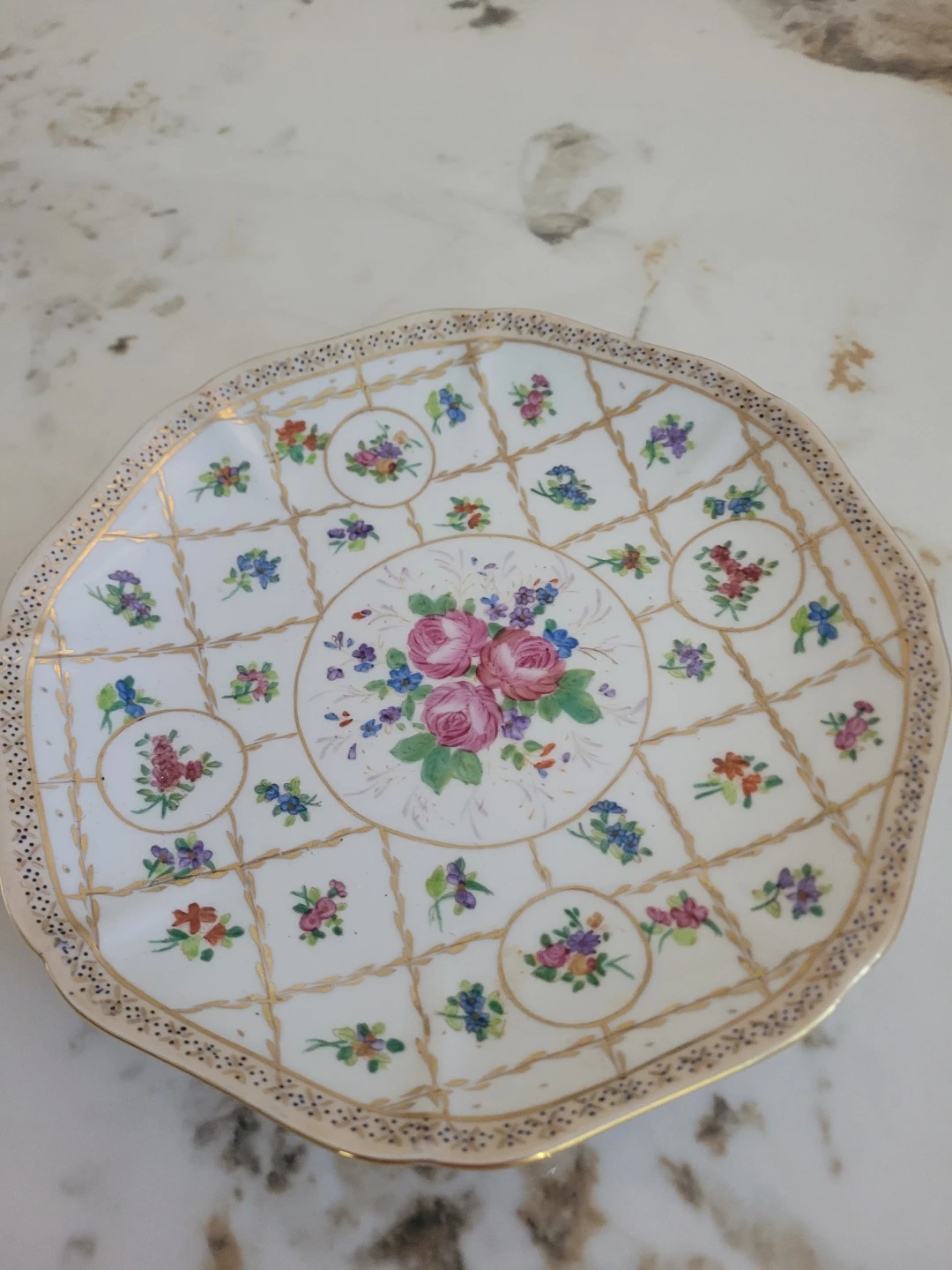 Antique Andrea by Sadek Floral Decorative Plate $3 - photo 4