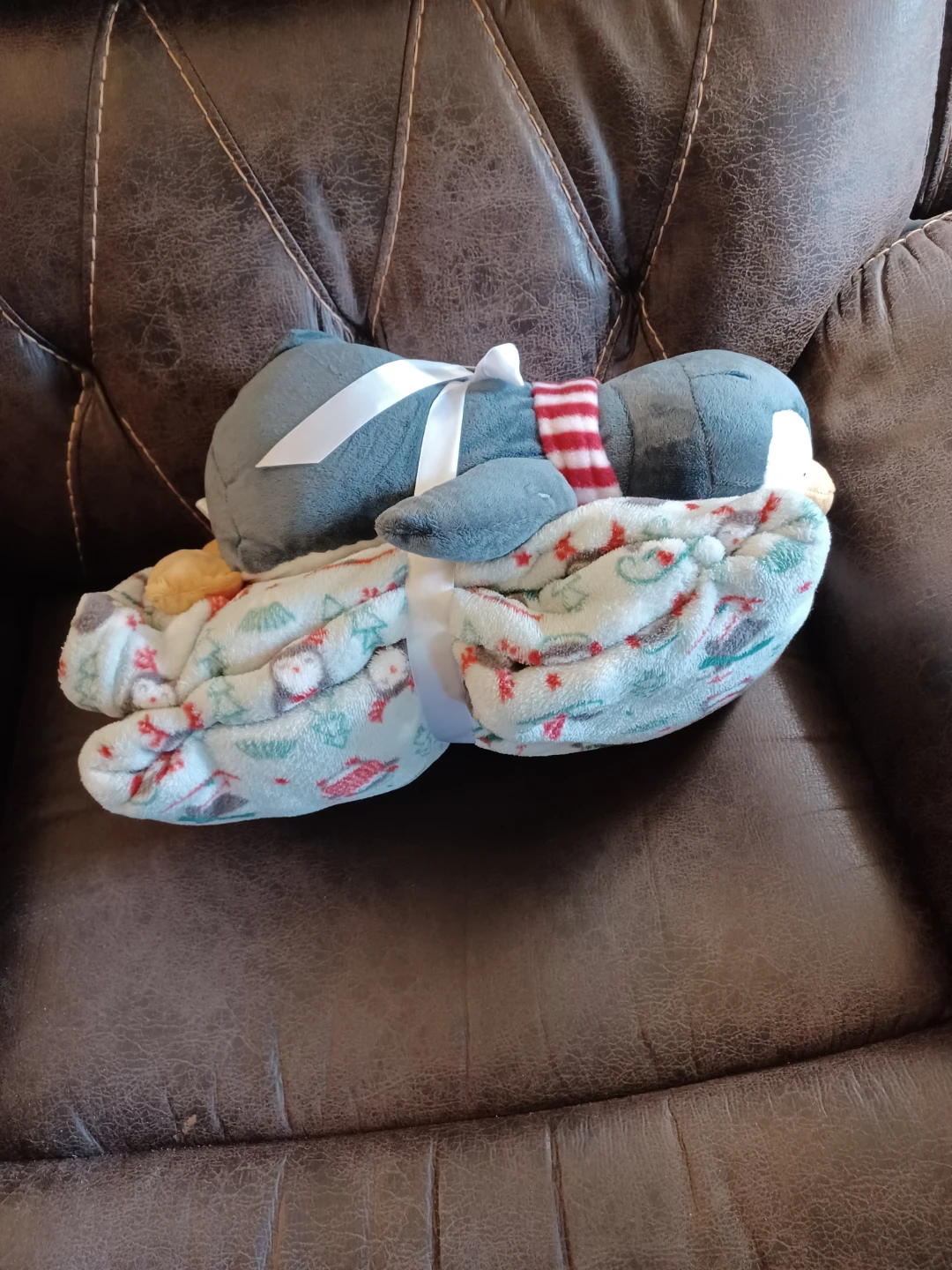 Life at Home Penguin Plush with Throw Blanket - photo 2