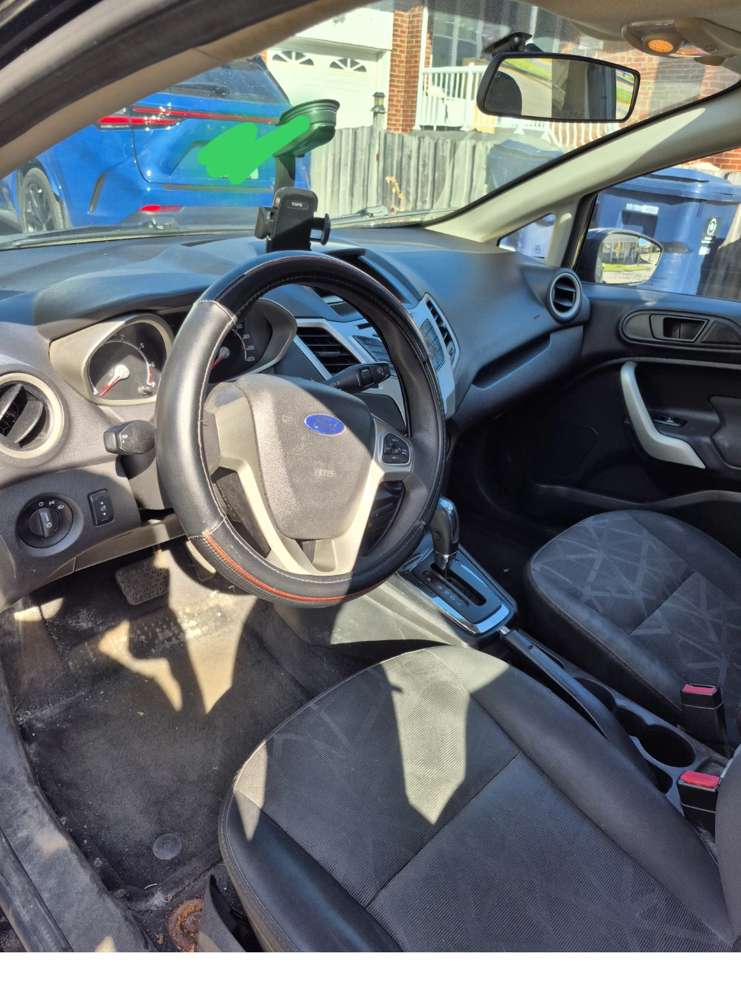 Black Ford Fiesta Hatchback - photo 5