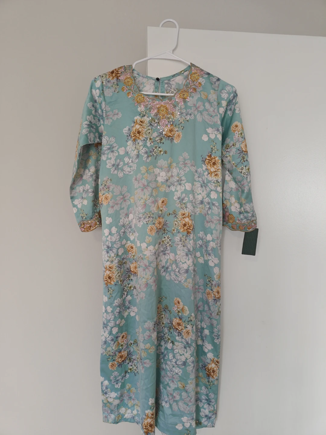 Floral Embroidered Kurta