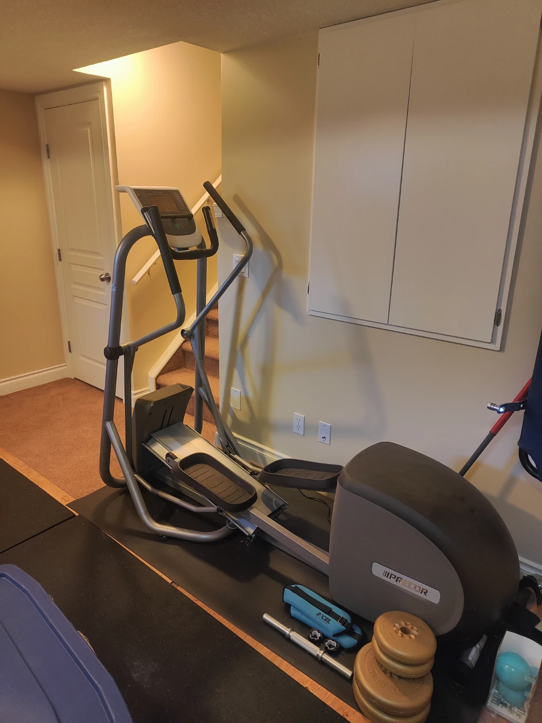 Precor Elliptical Fitness Crosstrainer