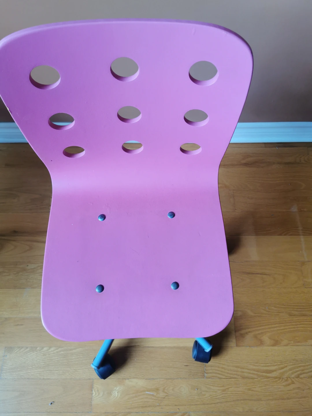 IKEA PS LOMSK Swivel Chair for Kids
