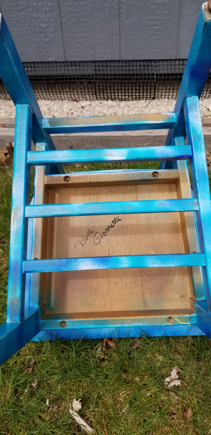 Hand-painted Spongebob Squarepants Kid's Chair - photo 3