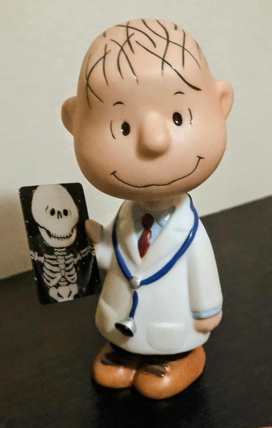 Vintage Peanuts/Snoopy, Pinbacks, Figurines, Keychains - photo 3