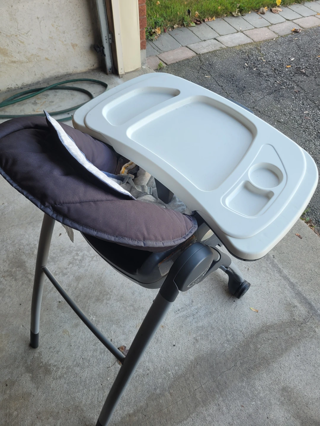 Dinning chair for kids 1to 2 years of age