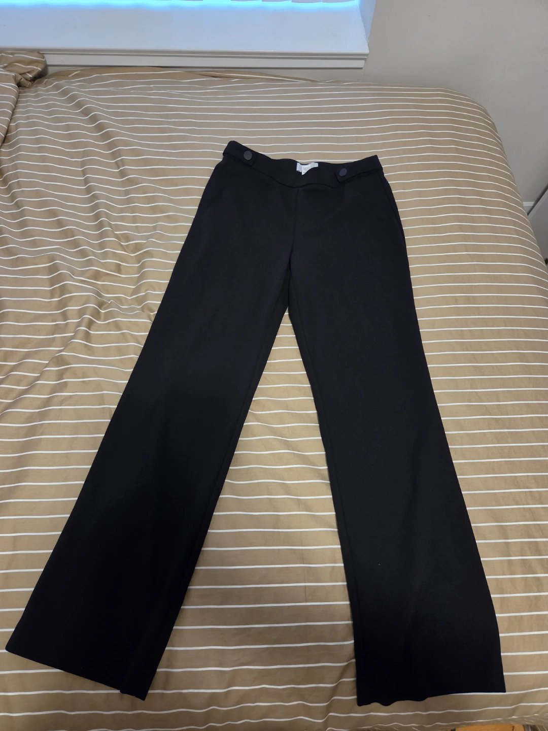 Suzy Shier black pants