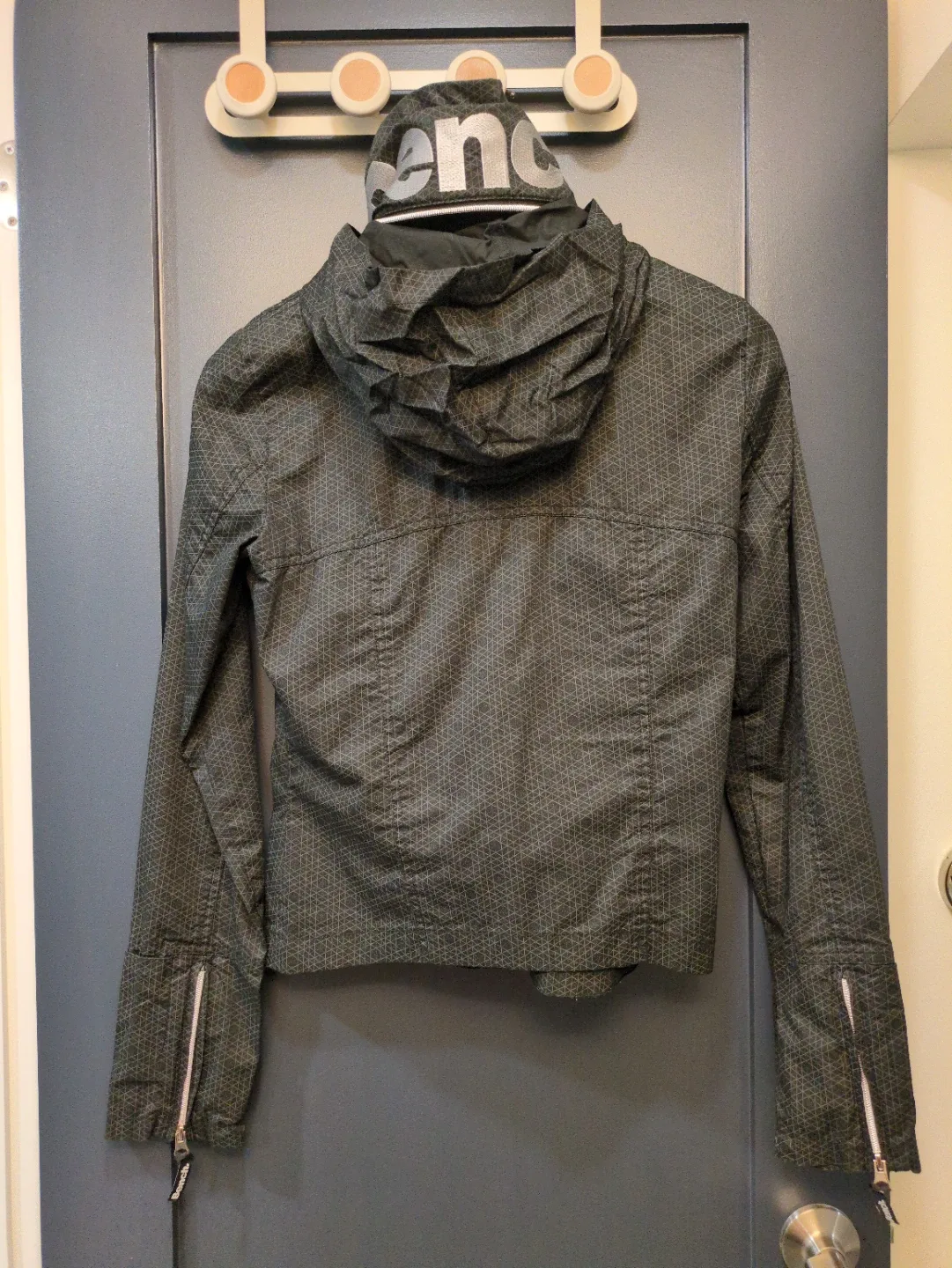Women S - Bench Black Geometric Print Hooded Jacket - photo 2