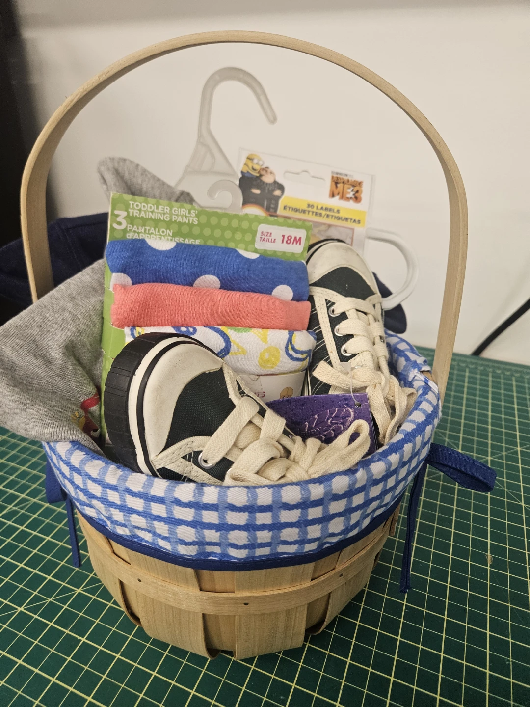 Toddler clothing set and shoes