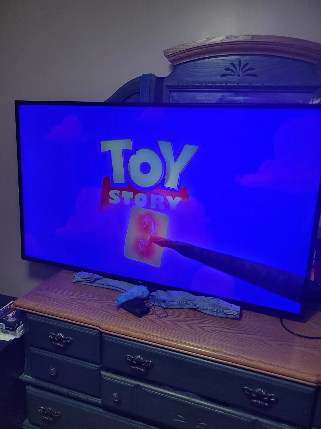 READ AD!! 65" LG Smart TV
