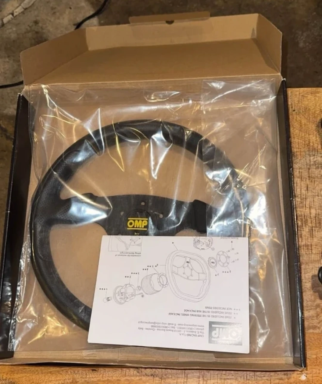OMP Racing Steering Wheel - photo 2