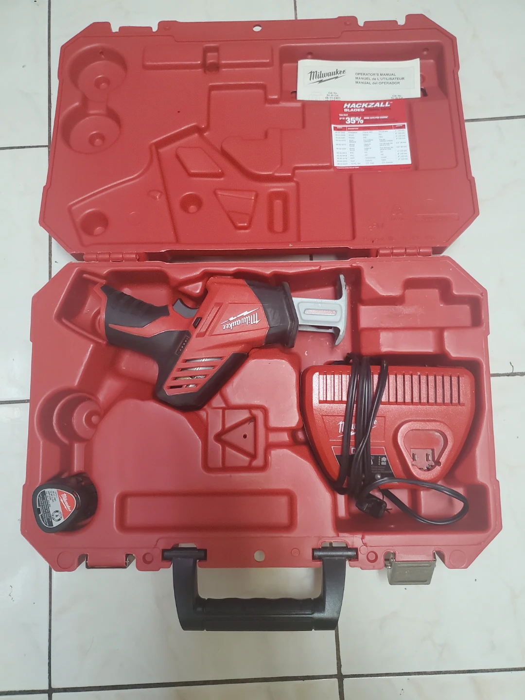 Milwaukee M12 Hackzall Reciprocating Saw Kit