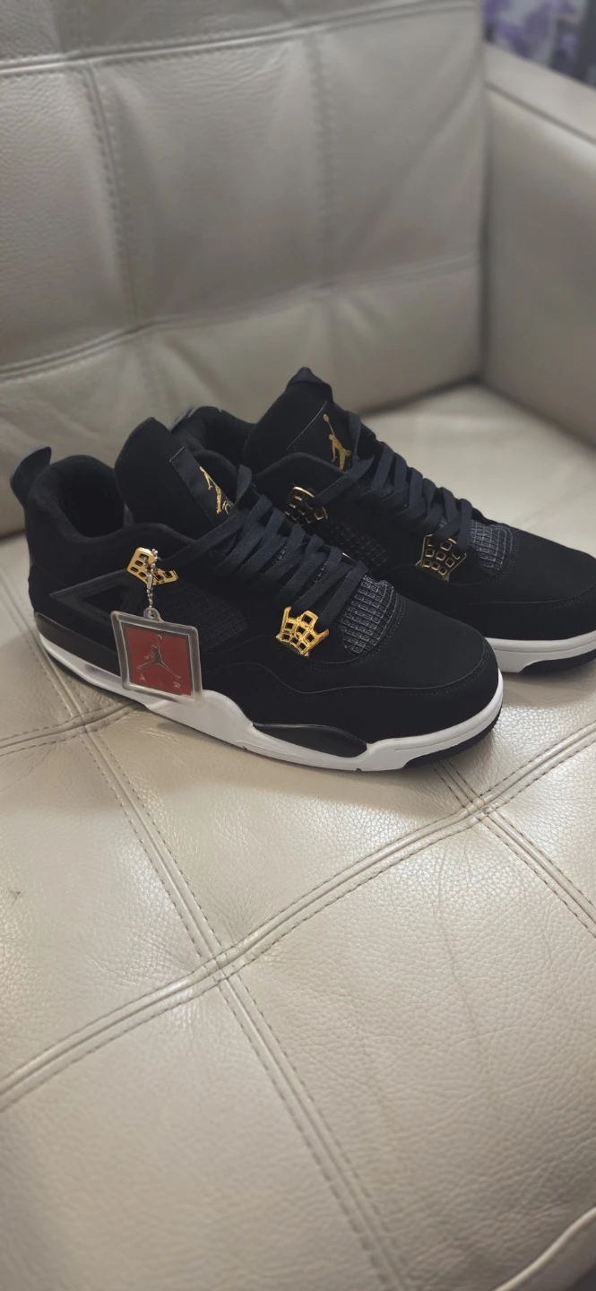 Air Jordan 4 Retro royalty style - photo 2