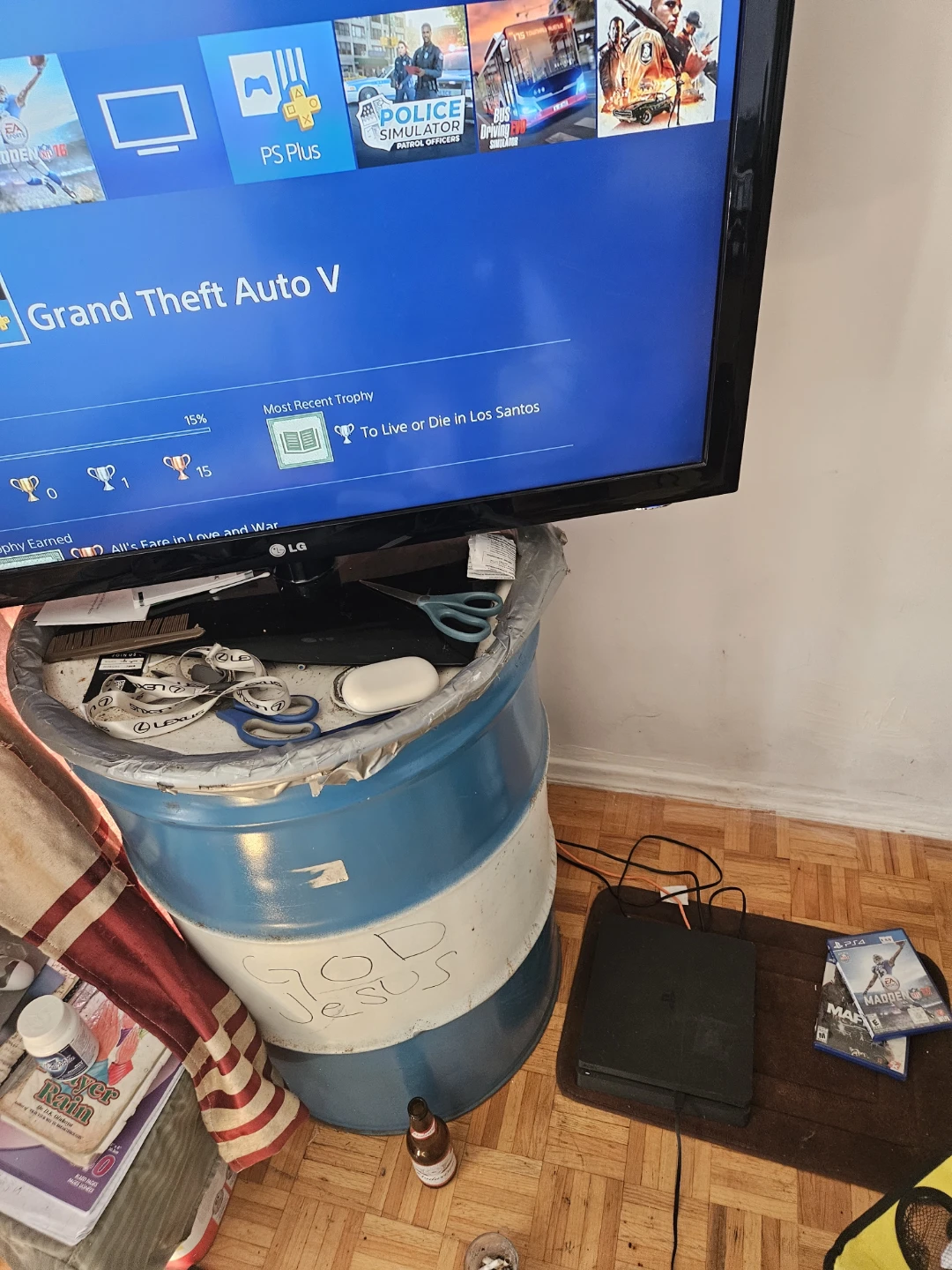 Sony PlayStation 4 Console with Controller